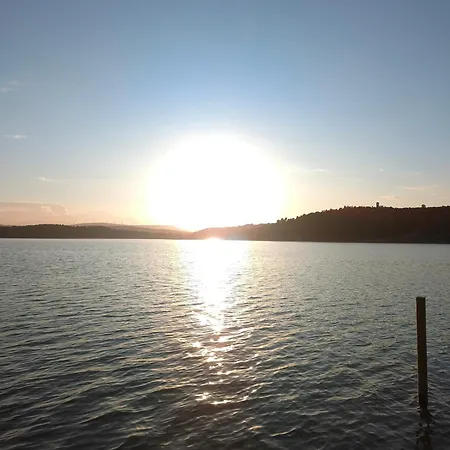 Gruissan, Cabine, Au Calme Vue Degagee Sur Marina Apartament *
